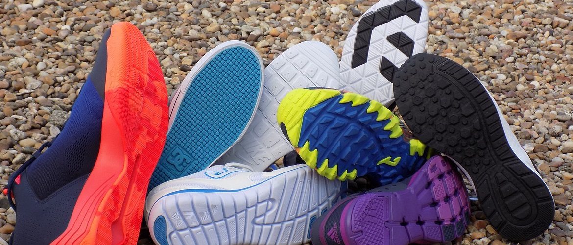 Running athletic shoes